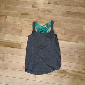 Size 4 lululemon tank